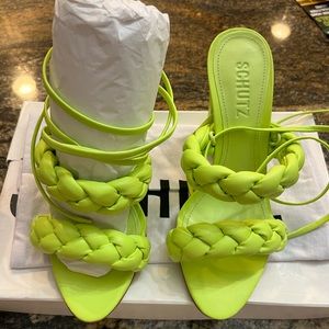 Schultz Neon block heel size 5.5